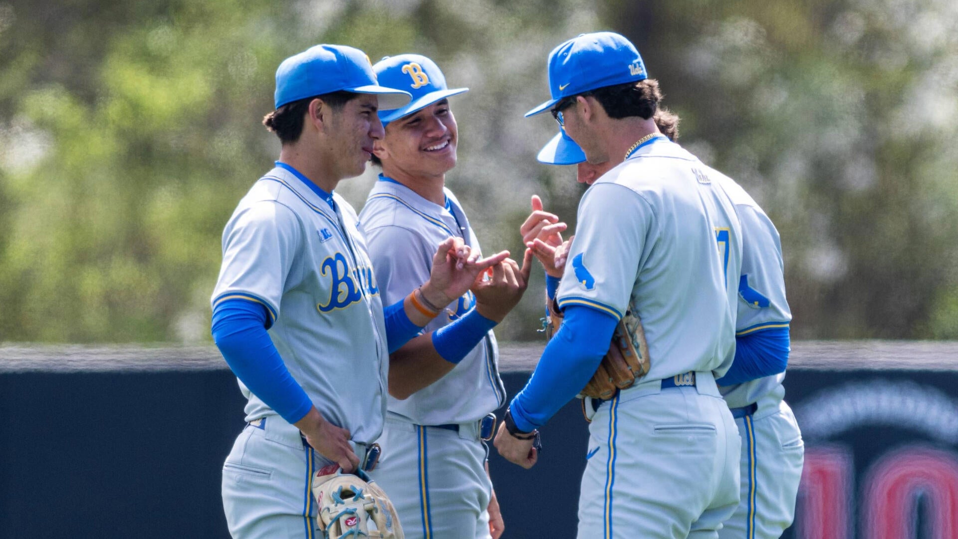 2026 NCAA baseball tournament: Regional pairings, takeaways, odds on road to College World Series