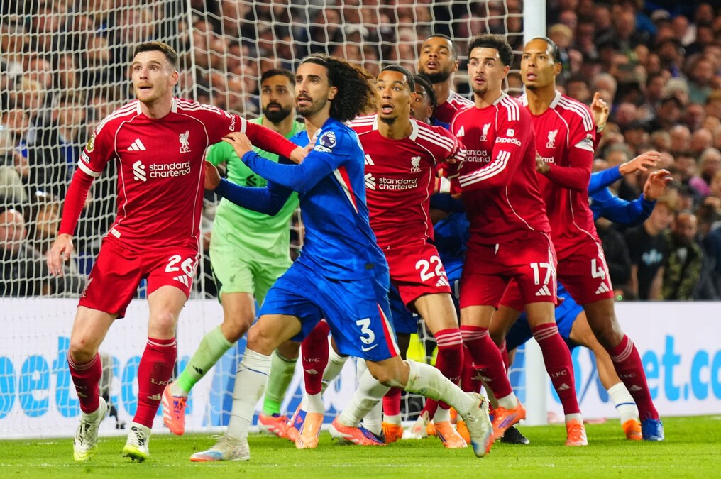 A New Kick-Off Trend in the Premier League: Football or Rugby?