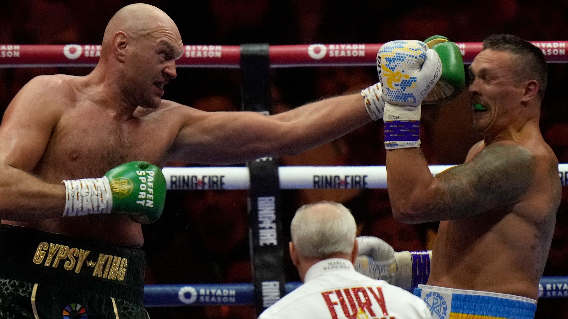 Warren: Fury won't wait for AJ, Usyk the one he wants