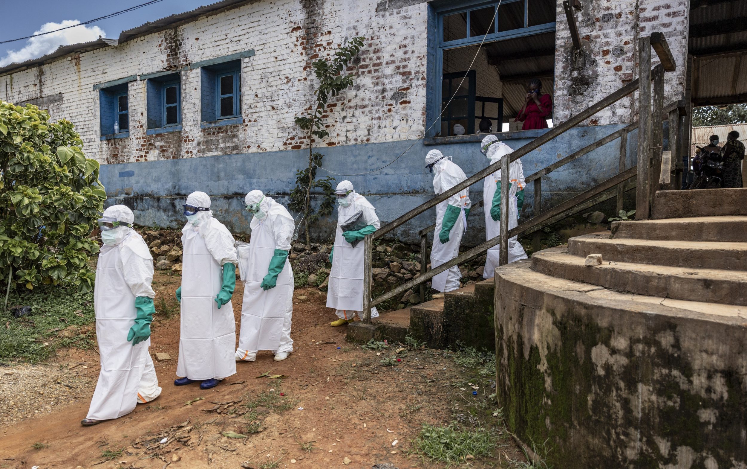 UK scientists developing vaccine for new Ebola outbreak