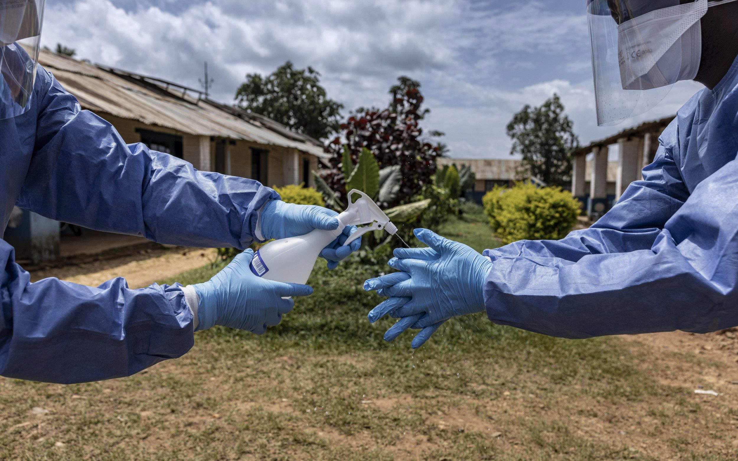 Ebola doctors battle conspiracies and misinformation amid outbreak