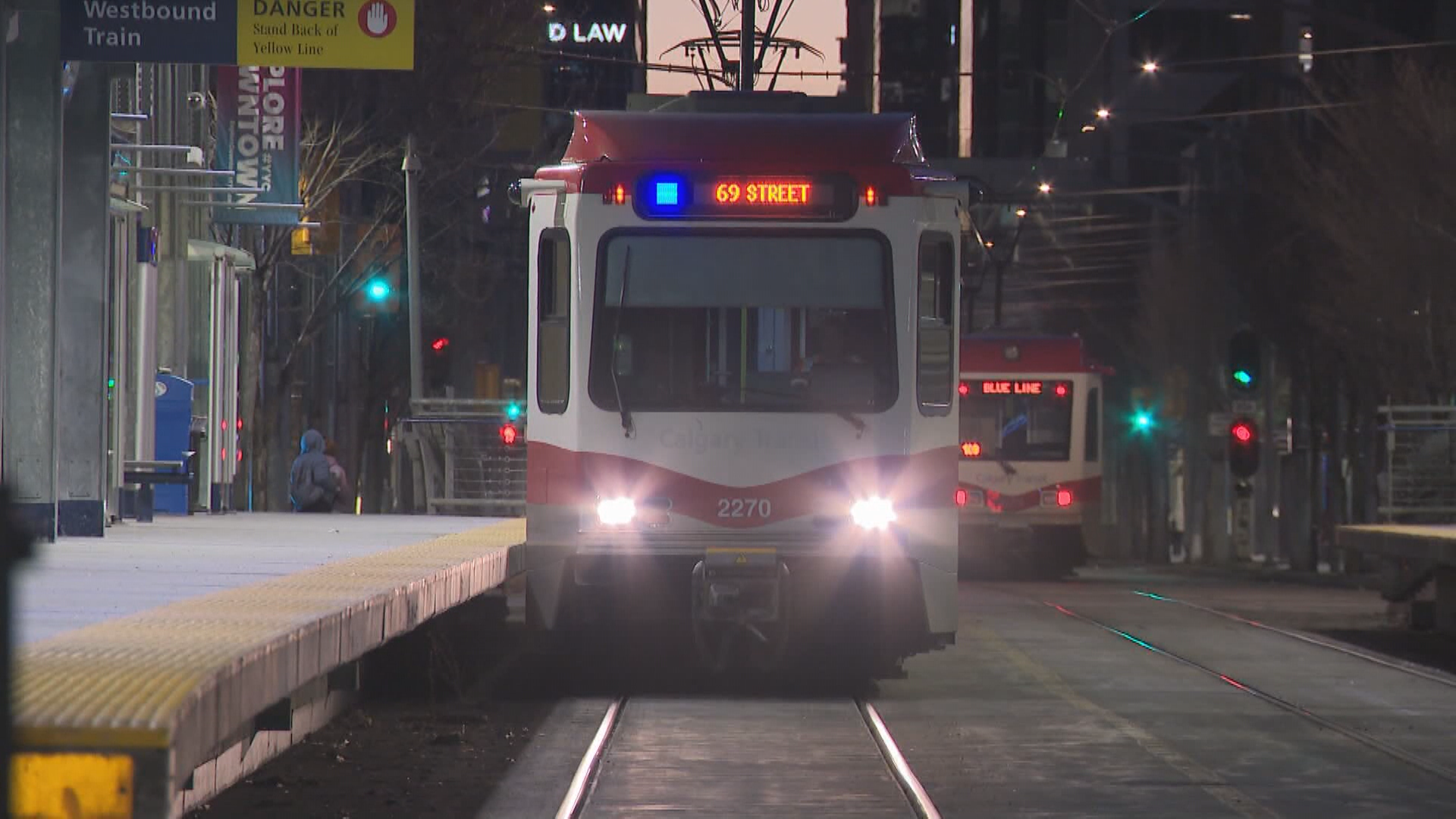 Advocates not buying that scrapping Calgary free fare zone will improve downtown safety